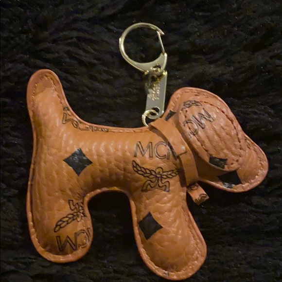MCM dog keychain - Picture 2 of 2